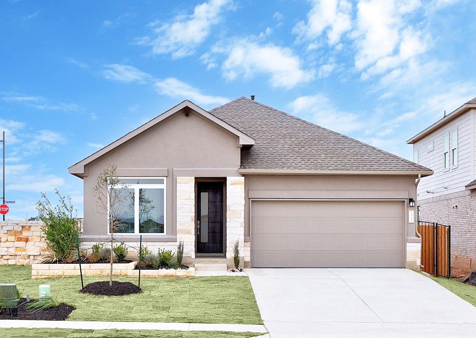 1st image of 332 Amista Dr