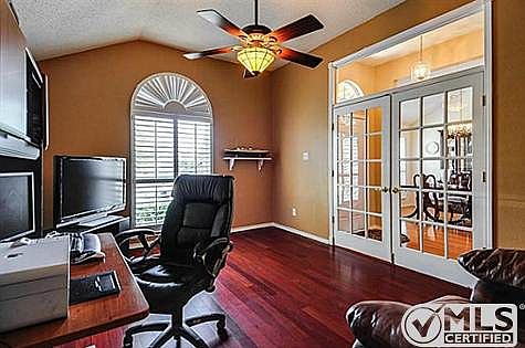 3rd image of 300 Fairhaven Ct