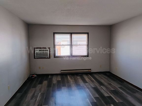 3rd image of 223 S F St #D
