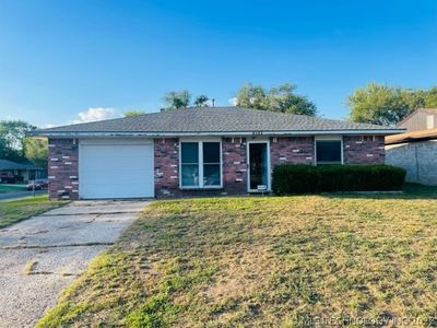 1909 E 61st Pl N, Tulsa, OK, 74130