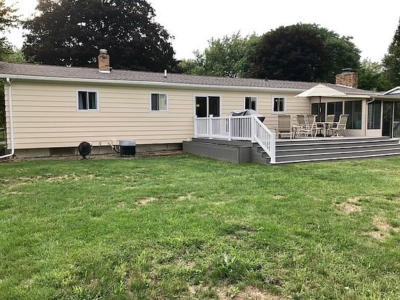 5th image of 2154 Hermitage Dr