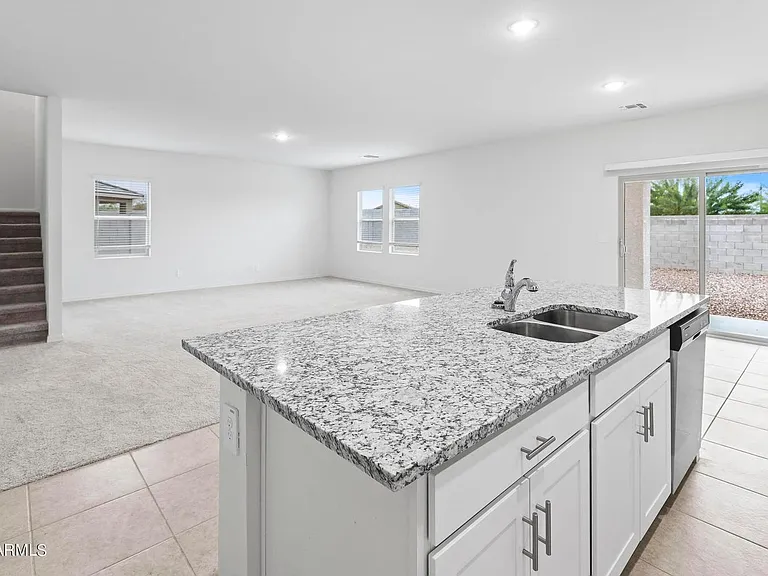 9637 W Agora Ln — Photo 18