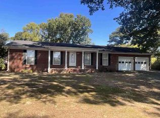 620 Holland Ct SW, Decatur, AL 35601
