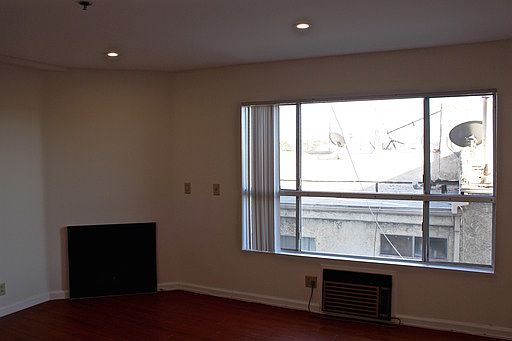4th image of 3751 Jasmine Ave APT 202