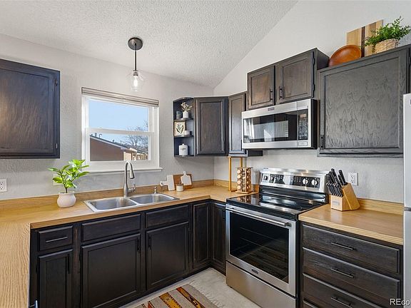 3rd image of 2805 W Davies Drive