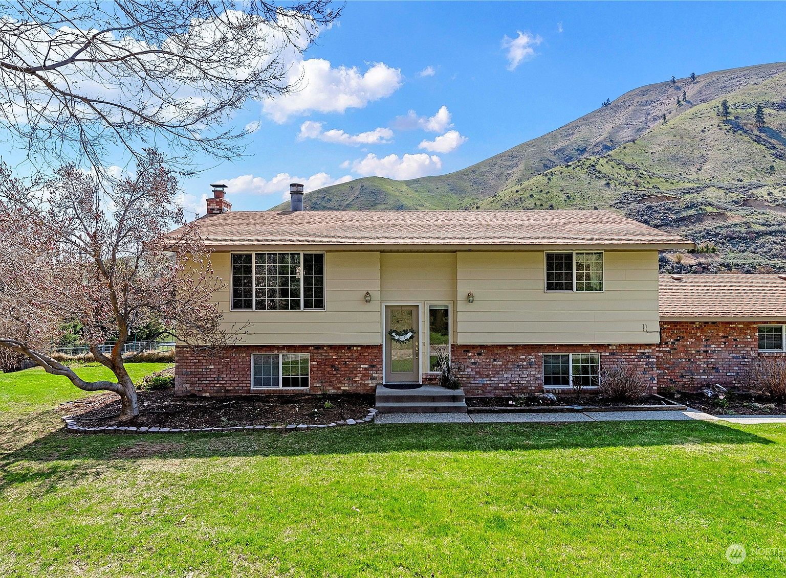 2701 Austin Court, Wenatchee, WA 98801 Zillow