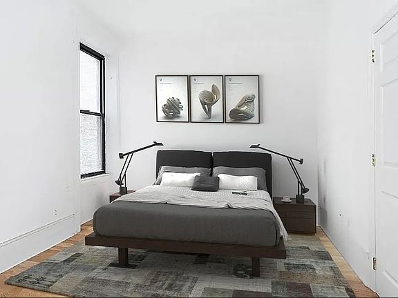 5th image of 209 W 107th St APT 4W