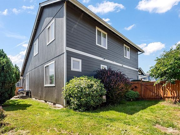 4th image of 17715 25th Avenue E