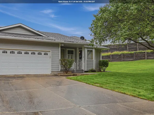 2444 Pueblo Dr, Sioux City, IA 51104