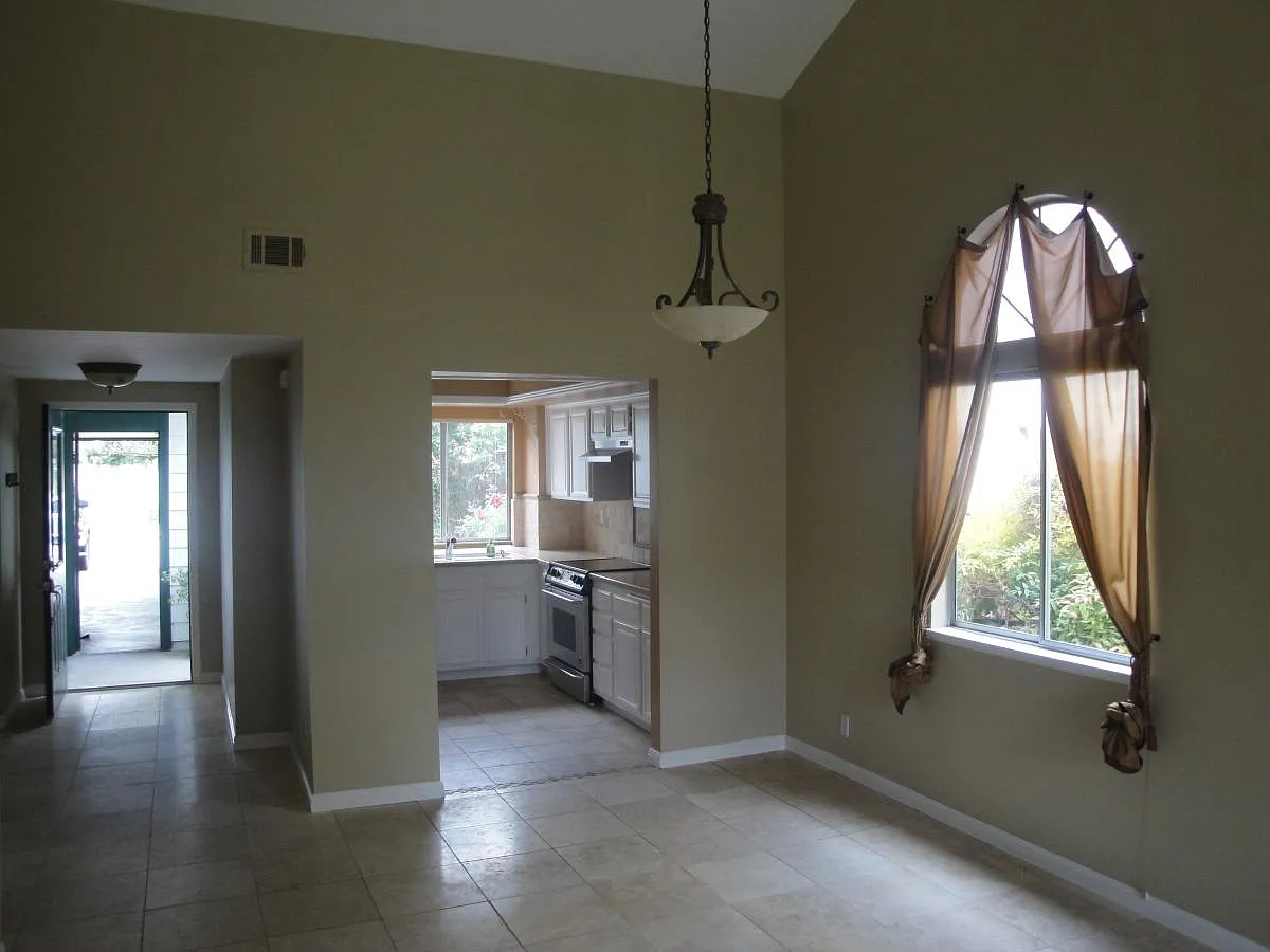 6175 Corte Padre — Photo 3