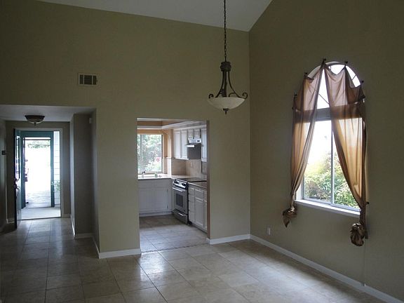 3rd image of 6175 Corte Padre