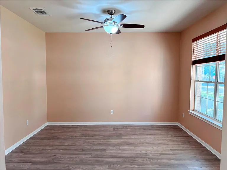 4116 Meadow Bluff Way — Photo 8