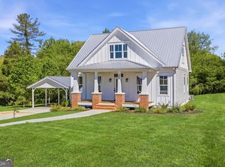 409 Roper Dr, Clarkesville, GA 30523