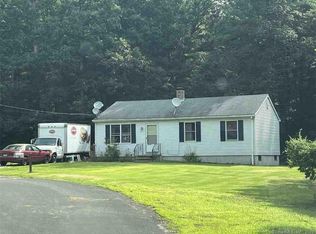 38 Clover Ct, Killingly, CT 06241