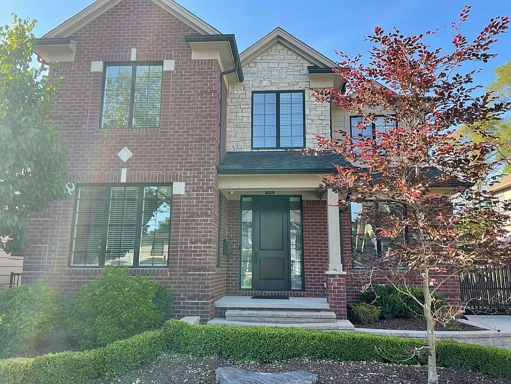 148 Drace St photo 1