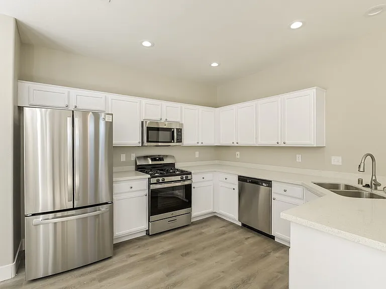 697 Fragrant Sage Ct — Photo 7