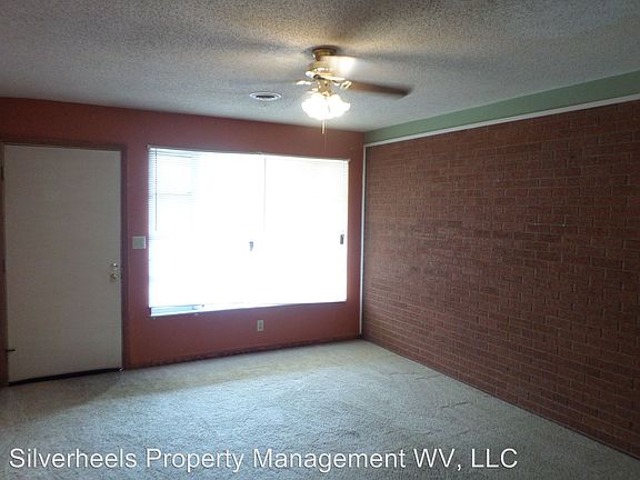 2nd image of 61 Palmer Dr APT 105