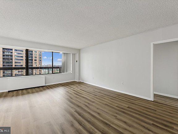 5th image of 3701 S George Mason Dr Unit 1604N