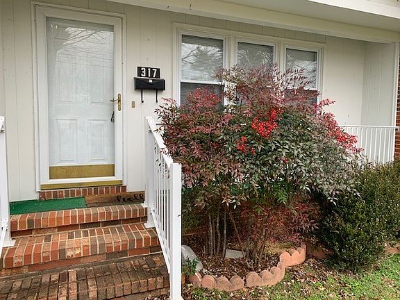 3rd image of 317 Winding Way