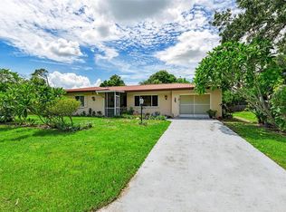 662 Skylark Ln NW, Pt Charlotte, FL 33952