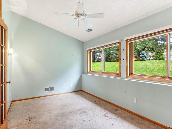 5th image of 7050 Robinwood Trl