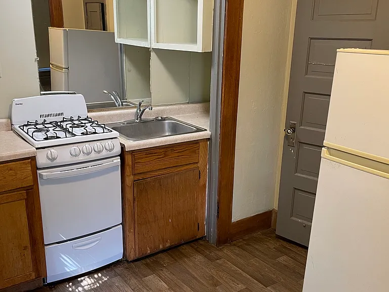 1820 Prospect St #2 — Photo 4