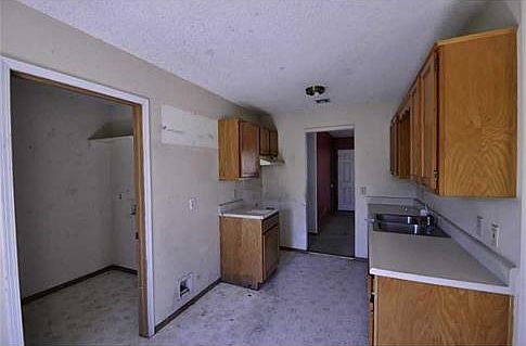 4th image of 208 N Little Ave