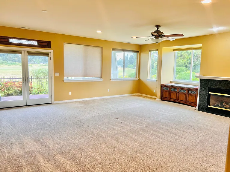 8333 Camano Loop NE — Photo 7