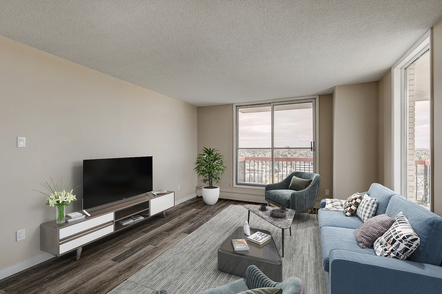 Lamplighter Apartments — Photo 3