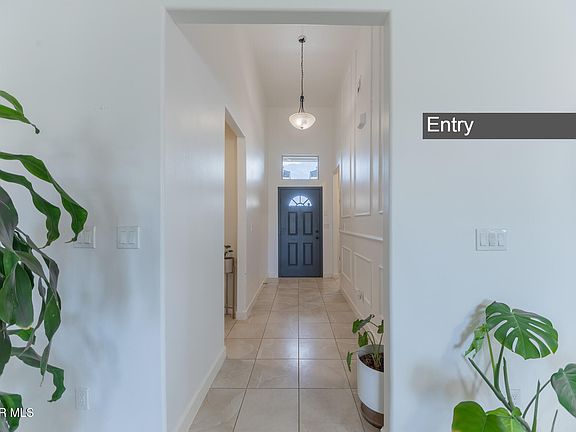 5th image of 13824 Garforth Ave