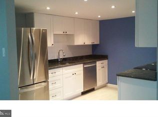 11 Randolph Pl, Willingboro, NJ 08046