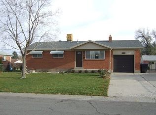 9935 S Tulip Dr, Sandy, UT 84094