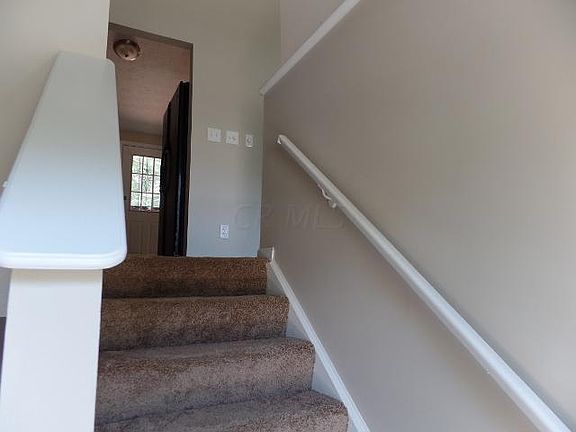 3rd image of 806 Maclam Dr