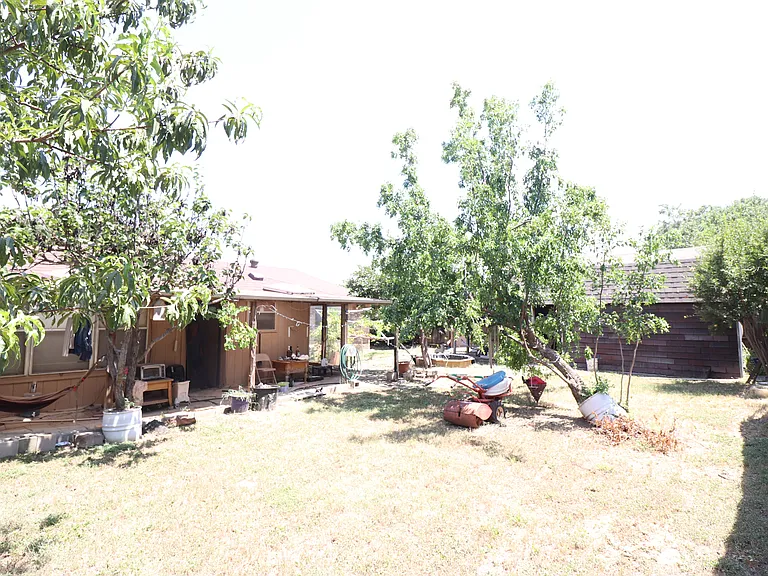 7340 Folkstone Dr — Photo 17