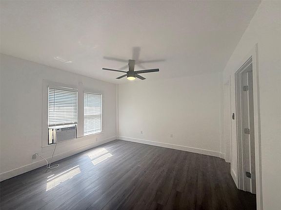 3rd image of 126 Smith Ln #E