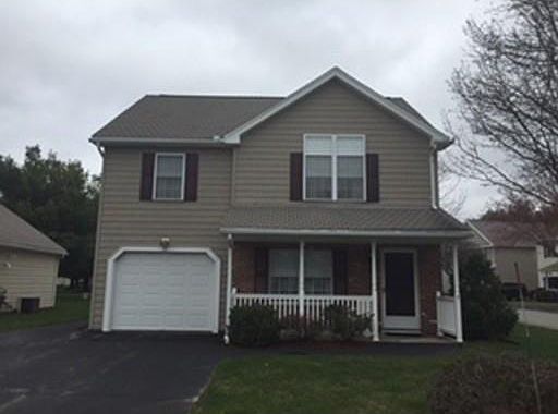 2nd image of 33 Ironwood Ln