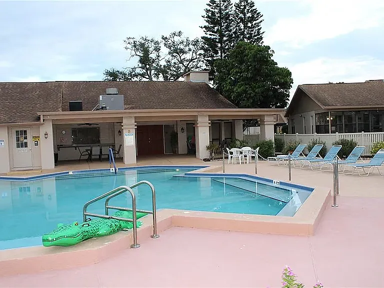 3811 Sailmaker Ln — Photo 7