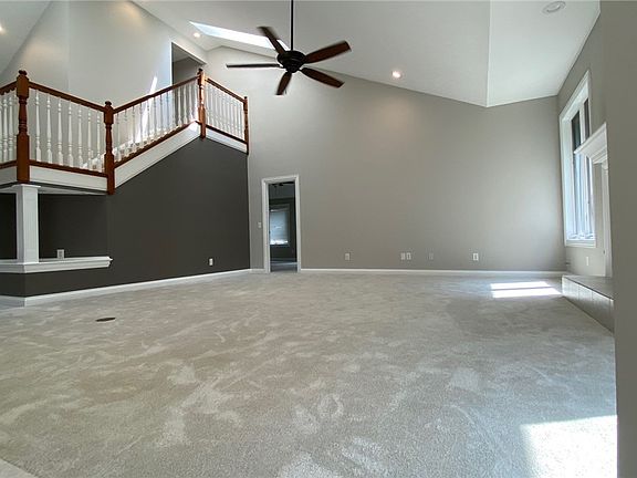 5th image of 5665 Stone Lake Dr
