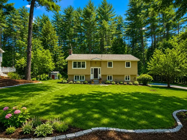 100 S Harbor Rd, Townsend, MA 01469