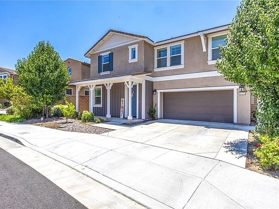 4th image of 1655 Mardi Gras Ln