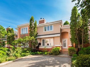1677Z Rue Adoncour, Longueuil, QC J4J 5L4