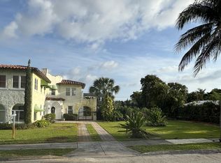 221 Monroe Dr, West Palm Beach, FL 33405