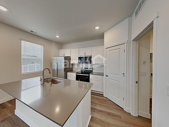 3rd image of 8576 47th Pl NE