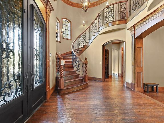 2nd image of 3504 Woodland Hills Ct