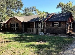 268 Fawn Trl, Lake Jackson, TX 77566