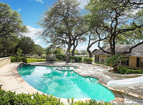 3rd image of 29354 Seabiscuit Dr