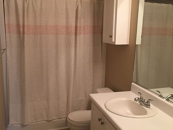 5th image of 560 Southern Hills Dr