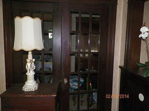 4th image of 131 Providence St