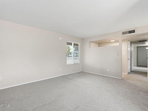 4th image of 1323 W MORROW Drive