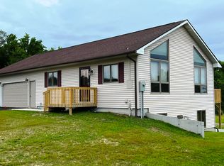 21230 Forest Trl, Big Rapids, MI